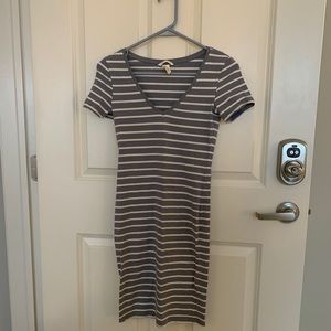 H&M Women’s XS striped dress